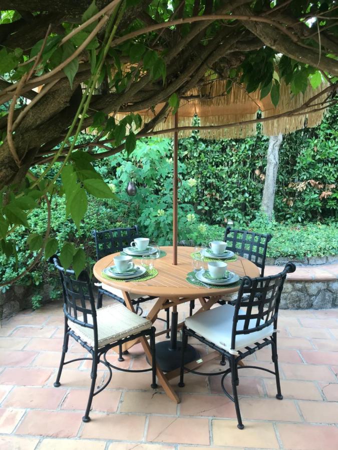 Le Mas De La Source Bed and Breakfast Mougins Buitenkant foto