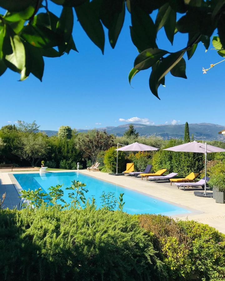 Le Mas De La Source Bed and Breakfast Mougins Buitenkant foto